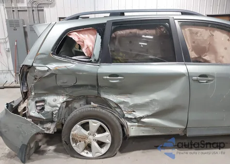 2016 Subaru Forester 2.5I Limited z USA, uszkodzony, nr VIN JF2SJAHC0GH432501